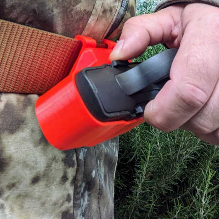 Für Blaser R8 Magazin: Gürtelhalter