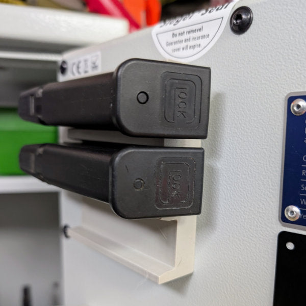 Magnetischer Magazinhalter für 23mm Breite Magazine für Waffenschrank - UltraCompact - Zubehör für den Waffenschrank