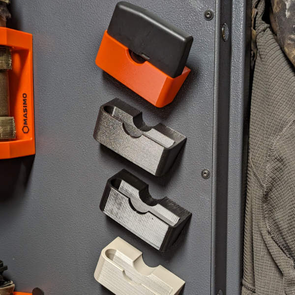 Magnetischer Magazinhalter für Merkel Helix Büchsen-Magazine für Waffenschrank - Zubehör für den Waffenschrank