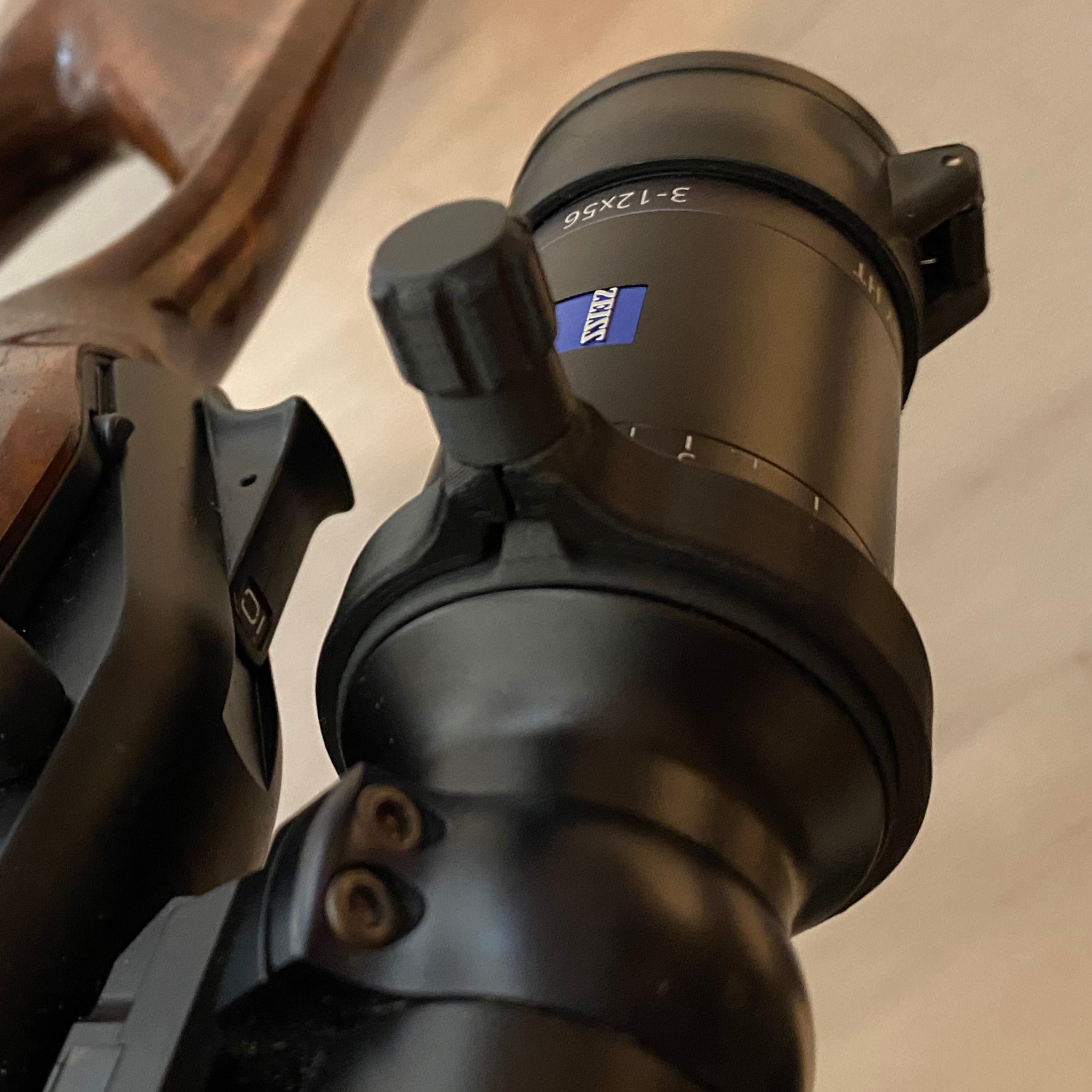 Zubehör für Zielfernrohre: Schnellverstellhebel für die Zeiss Victory HT Zielfernrohrserie. Inline Ausführung in Nachtschwarz.