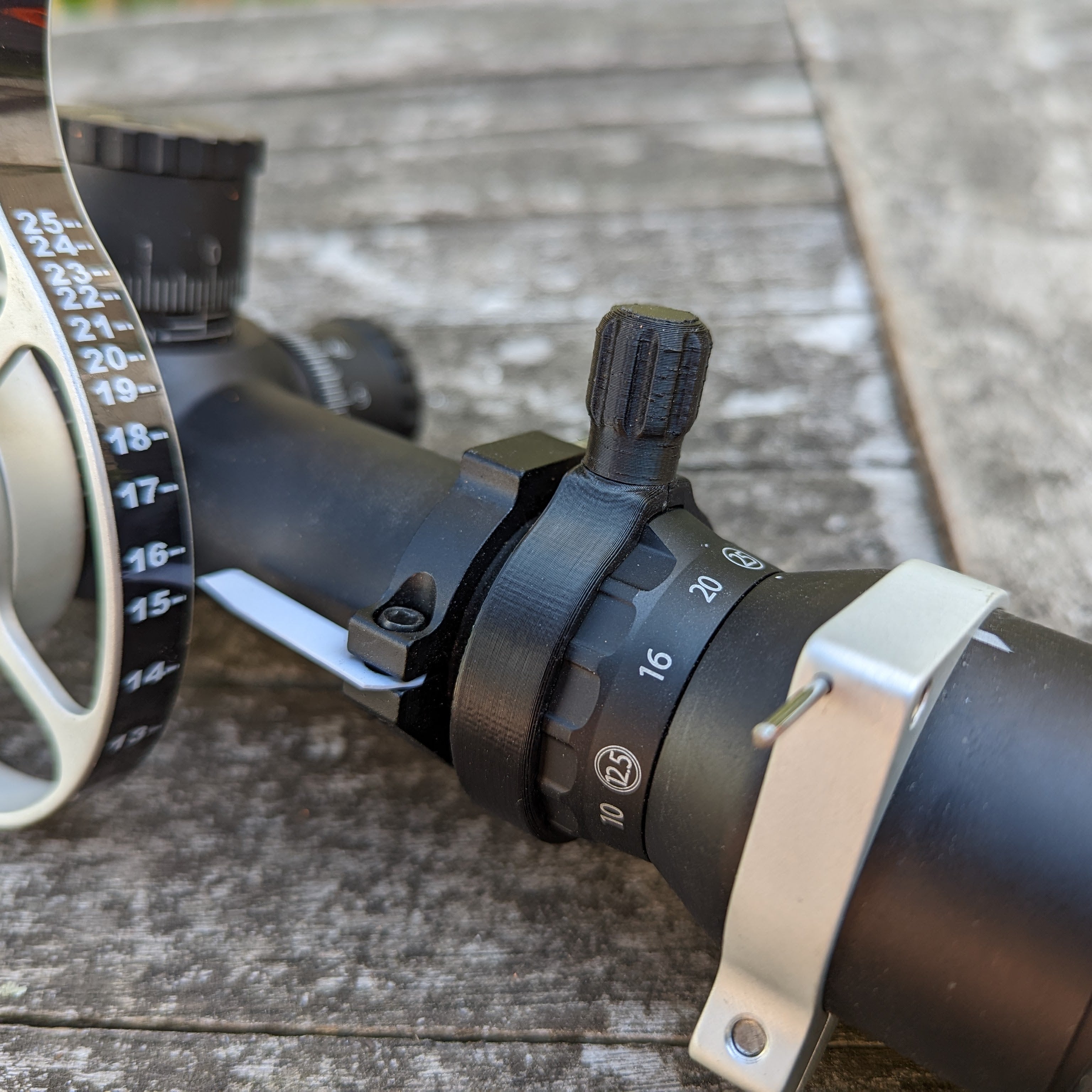 Für Falcon Optics: Schnellverstellhebel für Vergrößerungseinstellung der Falcon Optics X50 Serie