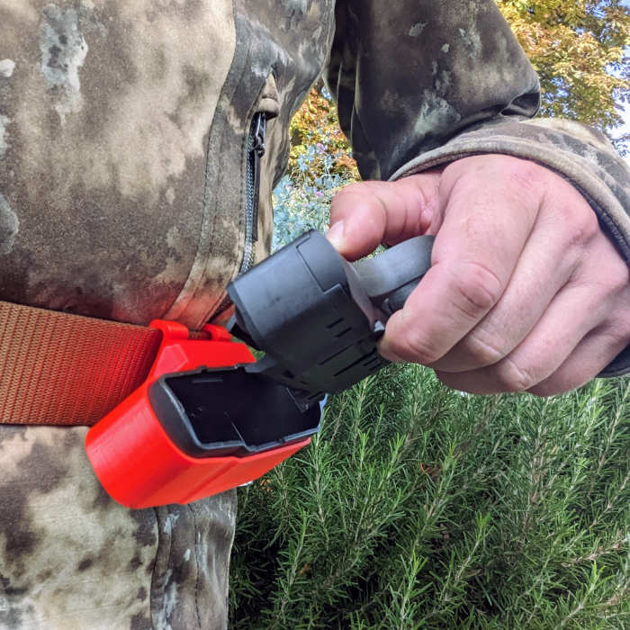 Für Blaser R8 Magazin: Gürtelhalter