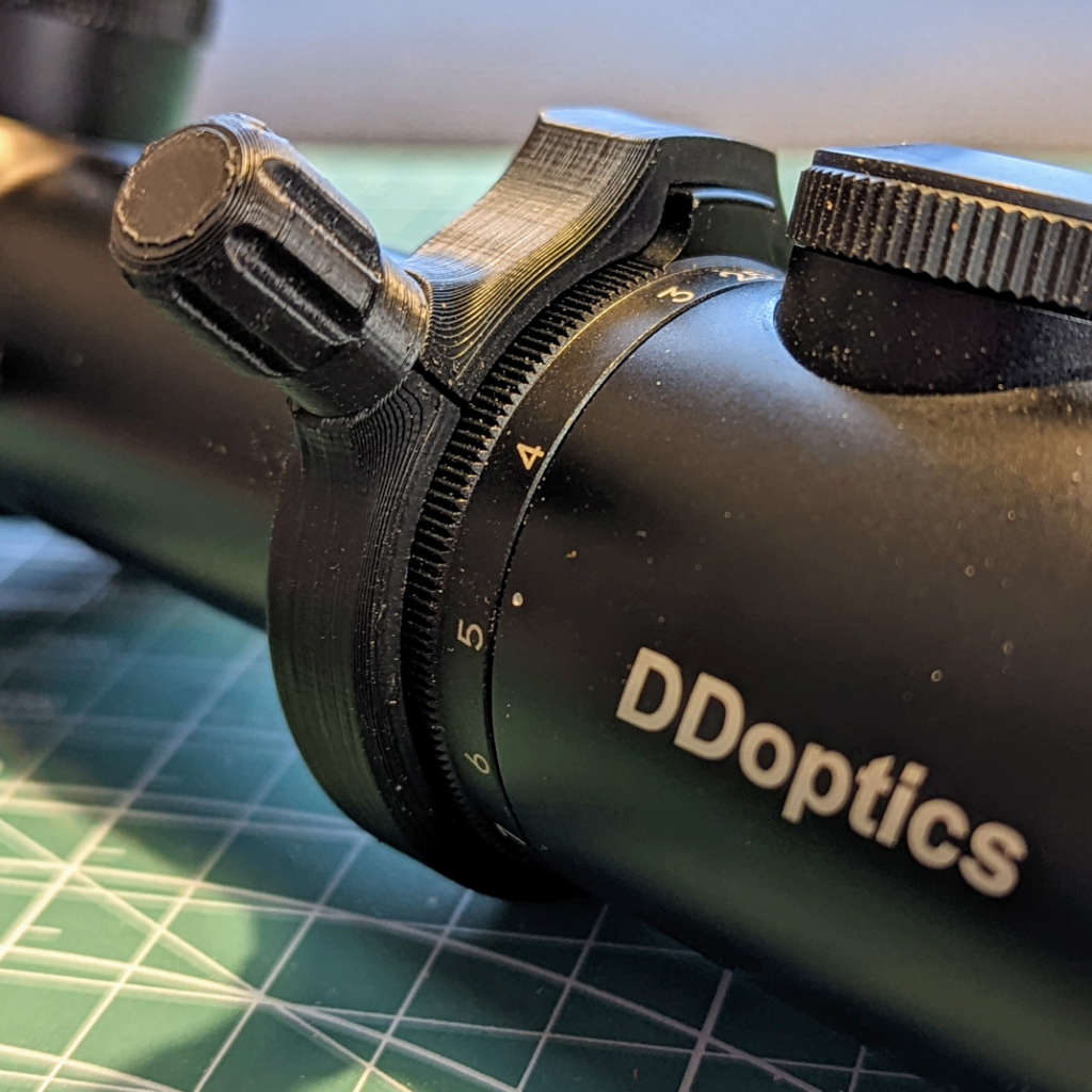 Zubehör für Zielfernrohre: Schnellverstellhebel für DDoptics Gen2 Nachtfalken-Serie. Versetzte Ausführung in Nachtschwarz
